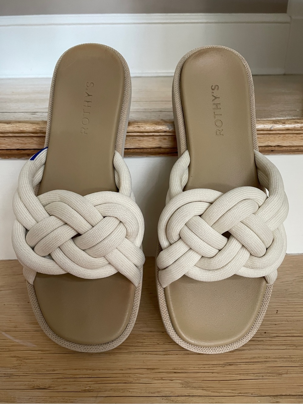 Rothy’s The Summer Sandal Braided Knotted Slide White Sand Cream Tan 8.5 GUC - Picture 4 of 9